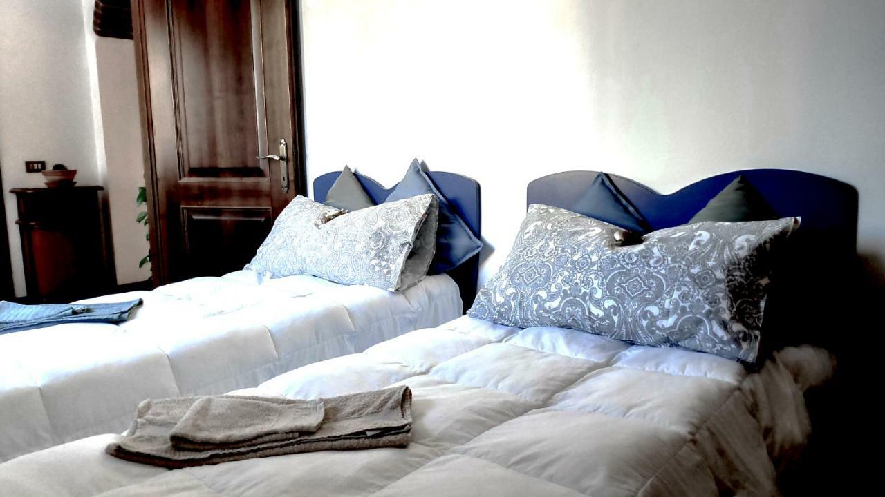 Casa Lory Apartment เมสเตร ภายนอก รูปภาพ