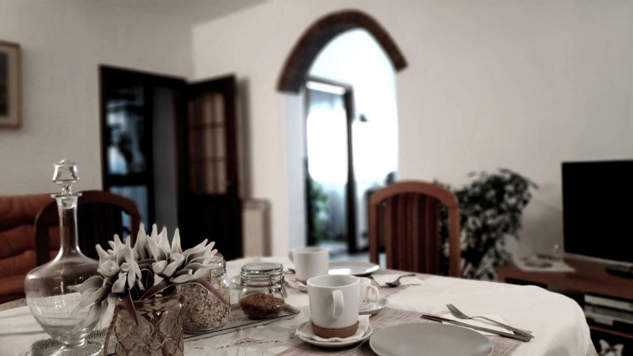 Casa Lory Apartment เมสเตร ภายนอก รูปภาพ